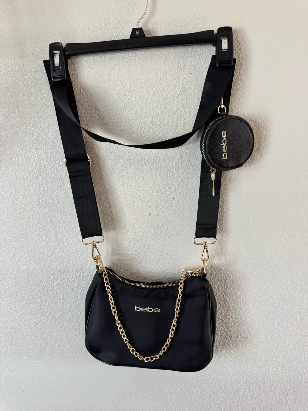 NWOT bebe Black Crossbody Bag with Gold Chain and Coin Pouch
